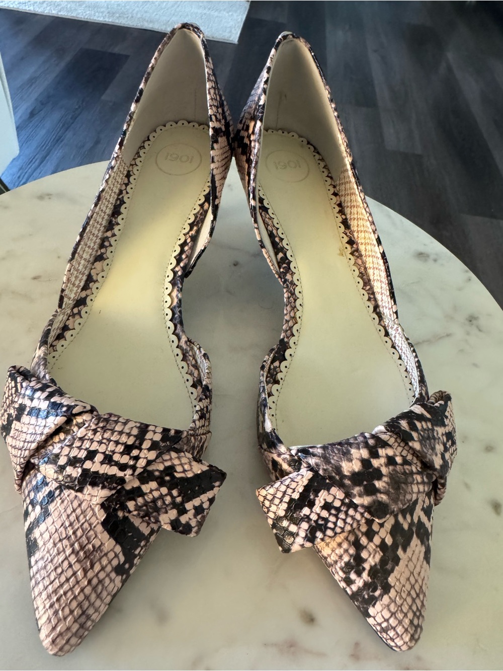 1901 Pink & Black Snake-Print Pointed Toe Flats with Bow